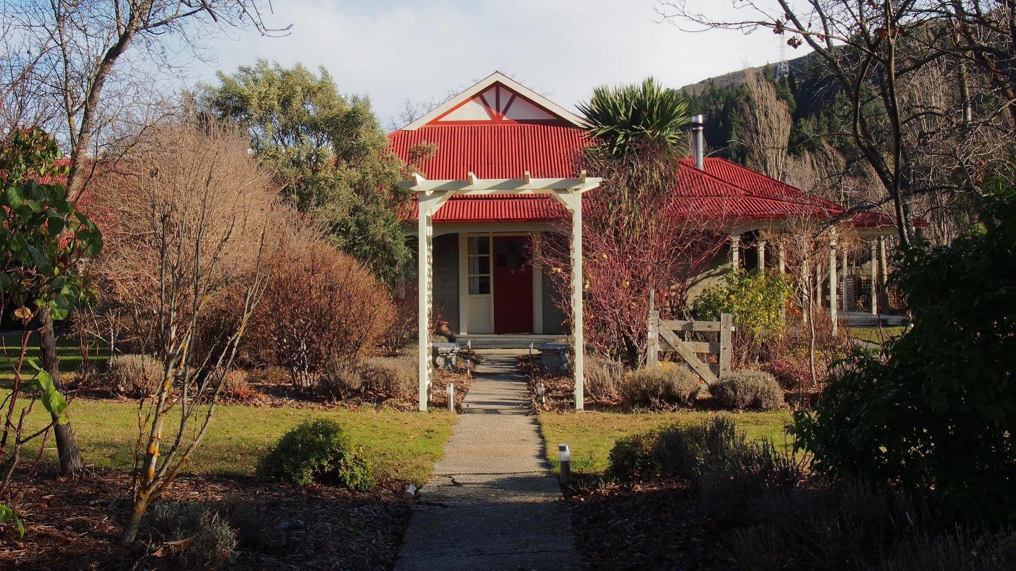 Hartley Homestead Boutique Bed & Breakfast Clyde Exterior photo